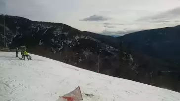 Mosorny Groń - widok z kamery na stok