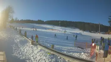 Widok na szkółkę narciarską Winterpol w Zieleńcu