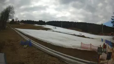 Widok na szkółkę narciarską Winterpol w Zieleńcu