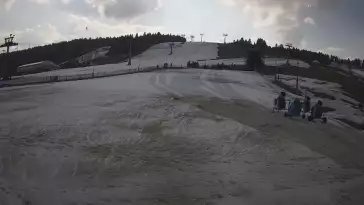 Widok na stok BARTUŚ W ZIELEŃCU - KAMERA LIVE