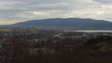 Widok z Kamery na panoramę Żywca i okolic.