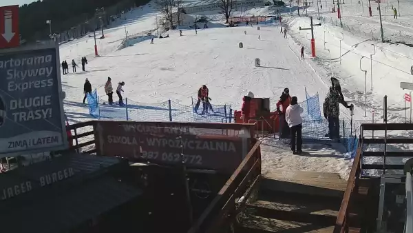 Widok na orczyk ANTKI w kompleksie narciarskim Zieleniec Sport Arena