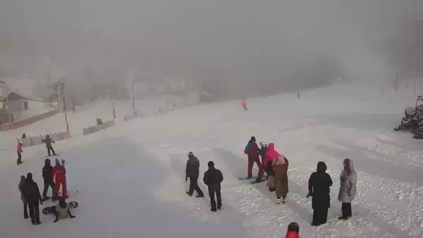 Widok z kamery na stok Biały Krzyż w Szczyrku.