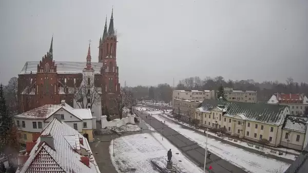 BIAŁYSTOK - widok z kamery na Archikatedrę NOWOŚĆ