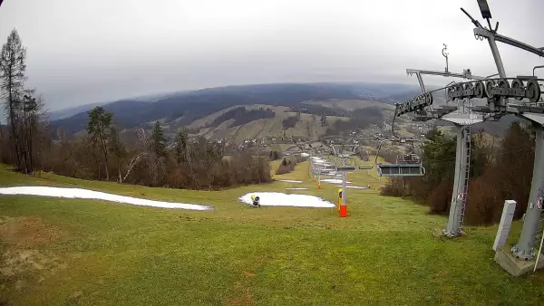 Bieszczad.ski - widok z górnej stacji NOWOŚĆ