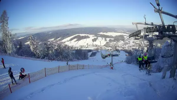 Bieszczad.ski - widok z górnej stacji NOWOŚĆ