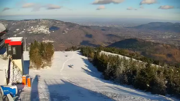 Widok na trasę narciarską Centralnego Ośrodka Sportów Zimowych