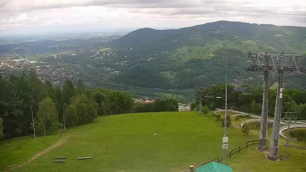 Widok z Kamery na stację narciarską CZANTORIA