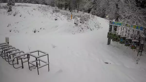 Czarny Groń - widok na stok pośredni