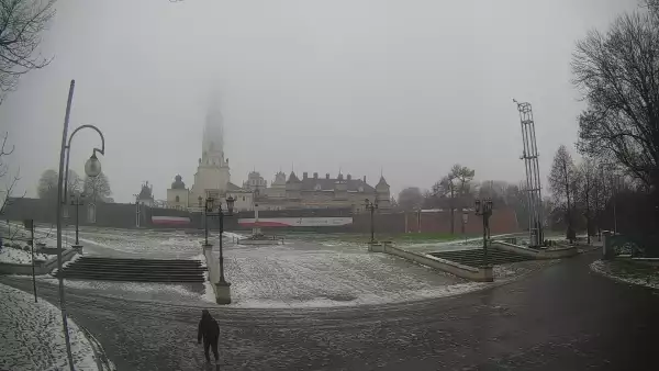 Widok z kamery na Sanktuarium Maryjne i Klasztor Zakonu Paulinów w Częstochowie.