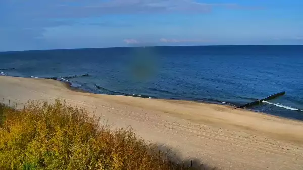 Plaża w Dziwnowie oglądaj w sezonie letnim.