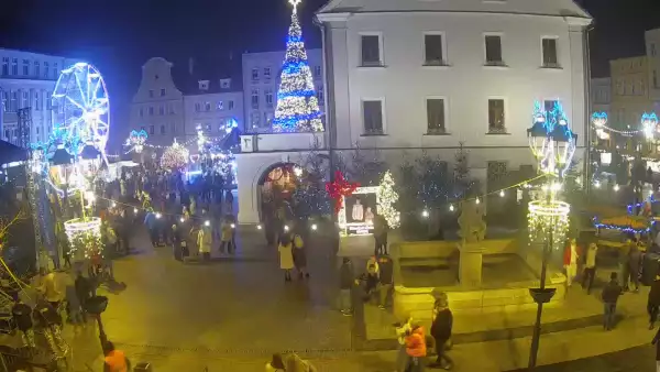 Ujęcie na przepiękne miasteczko - Gliwice.