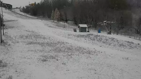 Widok na GÓRĘ ŻAR i kolej linowo-terenową PKL