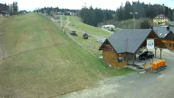 Widok z Kamery na stok w centrum Krynicy - NOWOŚĆ