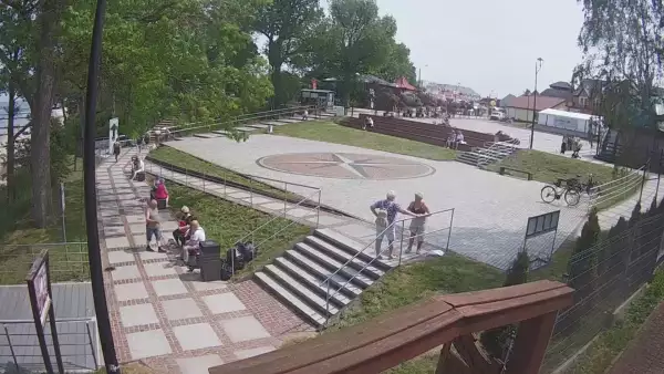Widok z Kamery na plac widokowy Róża Wiatrów w Jarosławcu