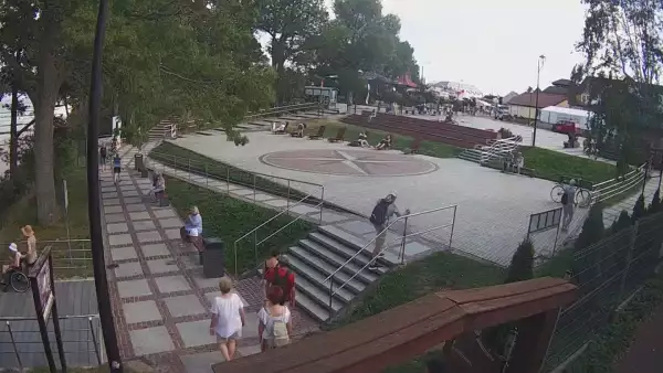 Widok z Kamery na plac widokowy Róża Wiatrów w Jarosławcu