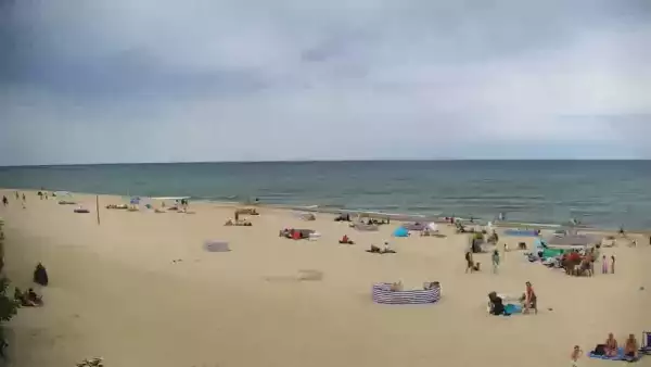 Widok z Kamery na plażę z kurortu Jastrzębia Góra