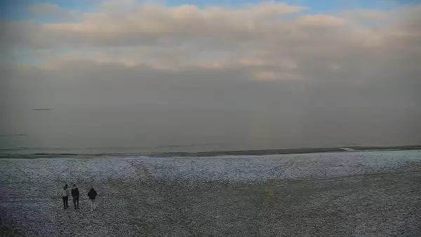 Widok z Kamery na plażę z kurortu Jastrzębia Góra