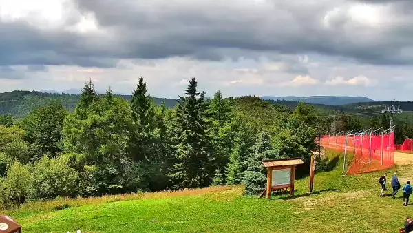 Widok na Tatry z obrotowej kamery na Jaworzynie Krynickiej