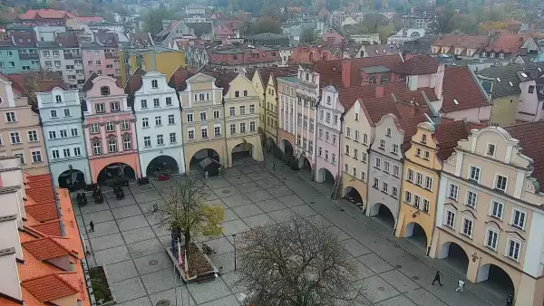 Widok z Kamery na panoramę miasta Jelenia Góra