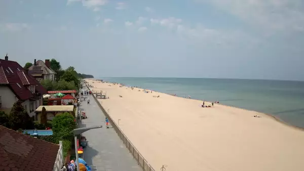 Sarbinowo plaża kamera na plaży