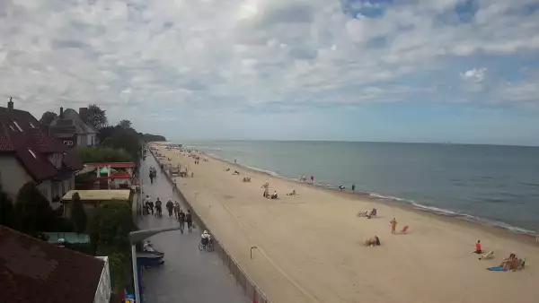 Sarbinowo plaża kamera na plaży