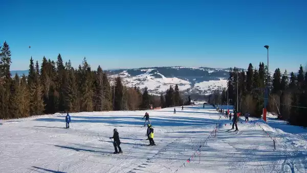 Kaniówka - widok z górnej stacji NOWOŚĆ