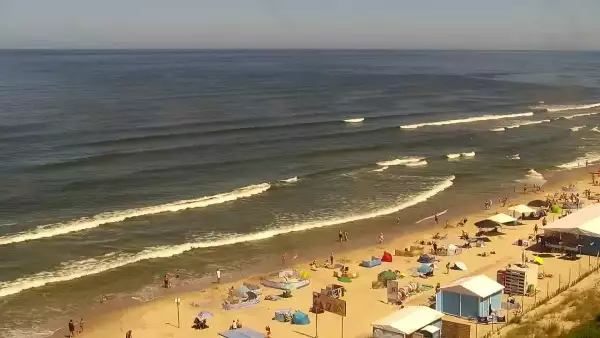 Widok na plażę i morze w Kątach Rybackich - zobacz