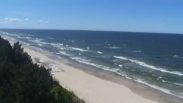 Widok na plażę i morze w Kątach Rybackich - zobacz