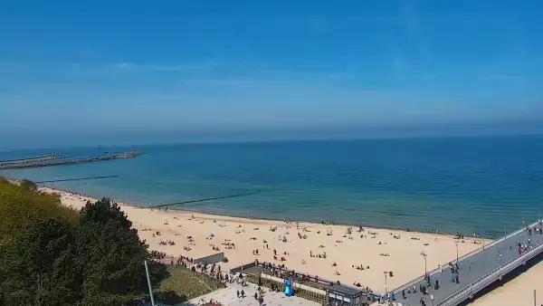 Obraz na żywo na Molo i Plażę w Kołobrzegu