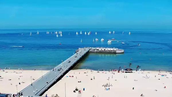 Obraz na żywo na Molo i Plażę w Kołobrzegu