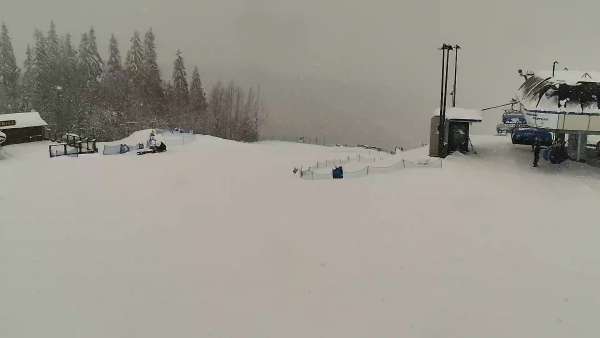 Widok na trasę nr 8 - Jankulakowski Wierch - jedna z dziewięciu kolei krzesełkowych w kompleksie Kotelnica Białczańska