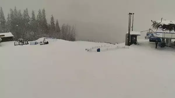 Widok na trasę nr 8 - Jankulakowski Wierch - jedna z dziewięciu kolei krzesełkowych w kompleksie Kotelnica Białczańska