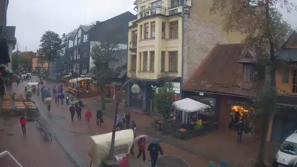ZAKOPANE - widok z kamery na deptak