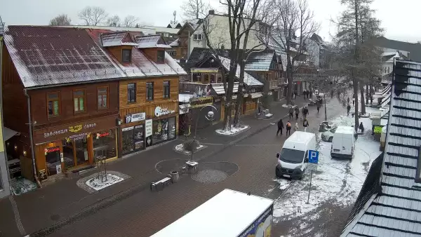 Kamera Zakopane na żywo widok na deptak