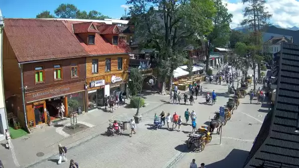 Kamera Zakopane na żywo widok na deptak