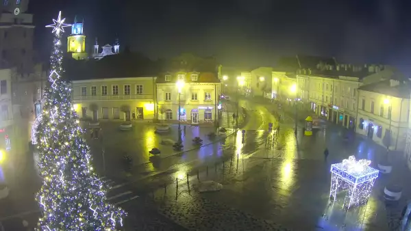 Widok z Kamery na Plac Łokietka w Lublinie