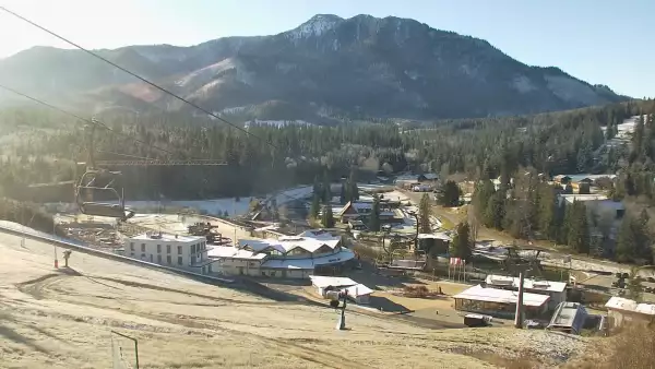 Kamera na SkiPark Oravice - widok na stok i termy Oravice na Słowacji Meander.