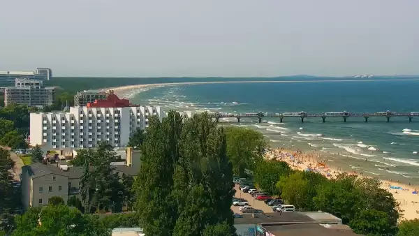 Ujęcie z kamery obrotowej na skwer w Międzyzdrojach