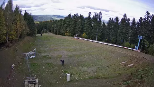 Kompleks Sport Arena Myślenice - widok na oślą łączkę