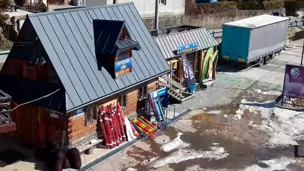 Wyciąg Narciarski - ZADZIAŁ, widok na stok NOWOŚĆ