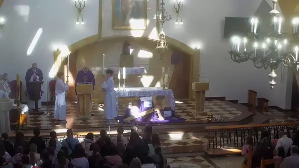 Kamera z widokiem na Ołtarz w Witanowicach