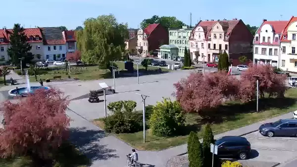 Obrotowa kamera HD w centrum Rakoniewic.