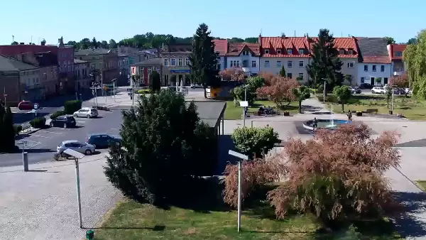 Obrotowa kamera HD w centrum Rakoniewic.