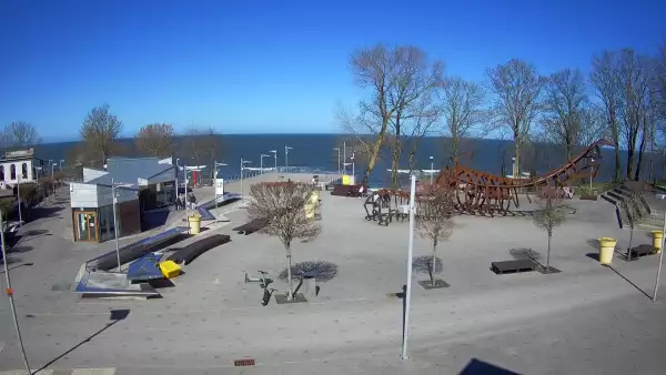 Widok z Kamery na deptak w REWALU na żywo