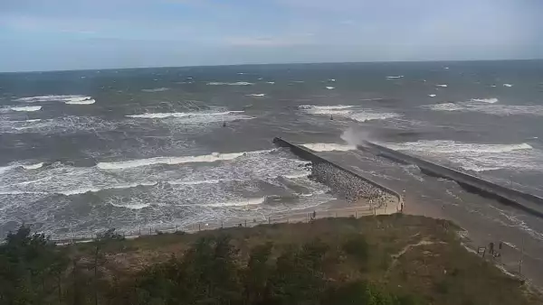 Kamera z widokiem na plażę w Rowach woj. pomorskie.