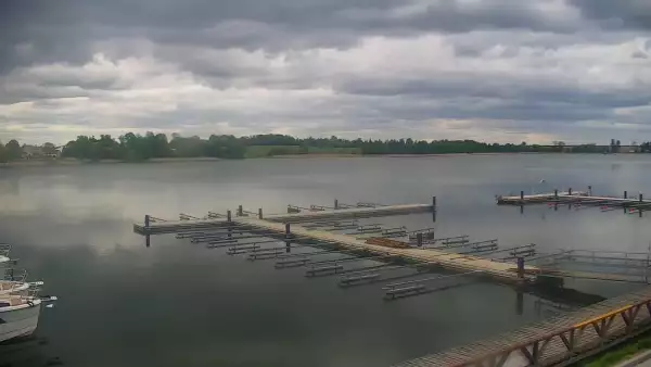 Widok na Jezioro i Marinę w RYNIE - KAMERA LIVE