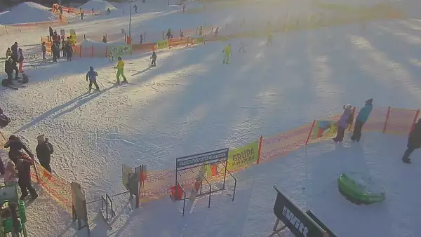 Widok na Polanę Pingwina dla najmłodszych narciarzy