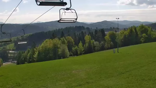 Ośrodek narciarski SŁOTWINY SKI w Krynicy Zdroju - widok na trasy