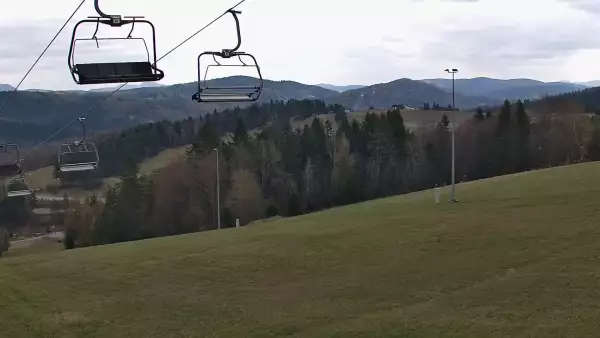 Ośrodek narciarski SŁOTWINY SKI w Krynicy Zdroju - widok na trasy